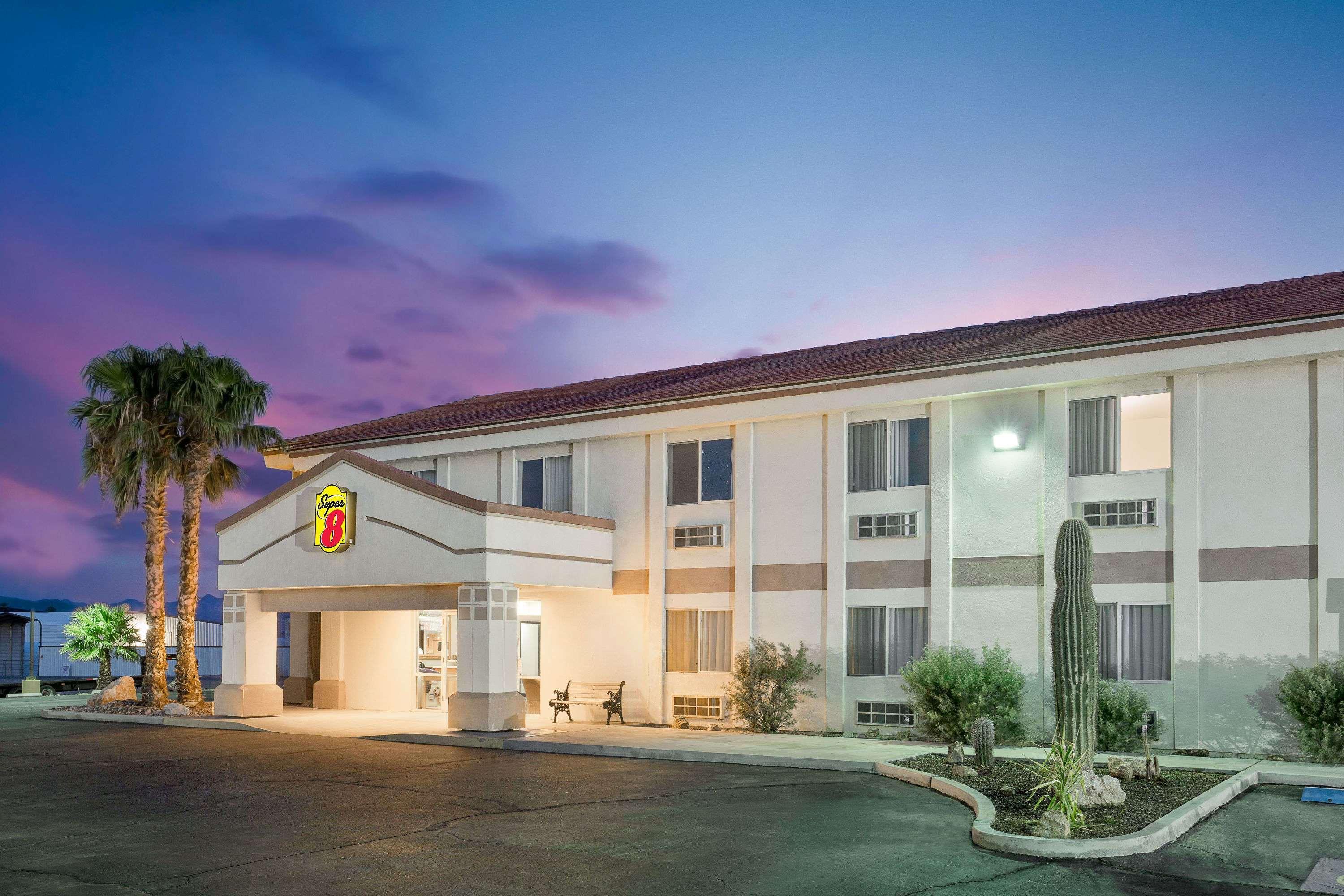 Отель Super 8 By Wyndham Quartzsite Az Экстерьер фото